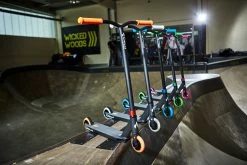 MICRO Πατίνι για Κόλπα Freestyle Chilli Base Μαύρο / Πράσινο -Μαγαζί ποδηλάτων Orient fnf large chilli pro scooter base mixed 2