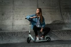 Πατίνι Micro Speed Deluxe Clay -Μαγαζί ποδηλάτων Orient fnf large micro speed deluxe clay 9 1